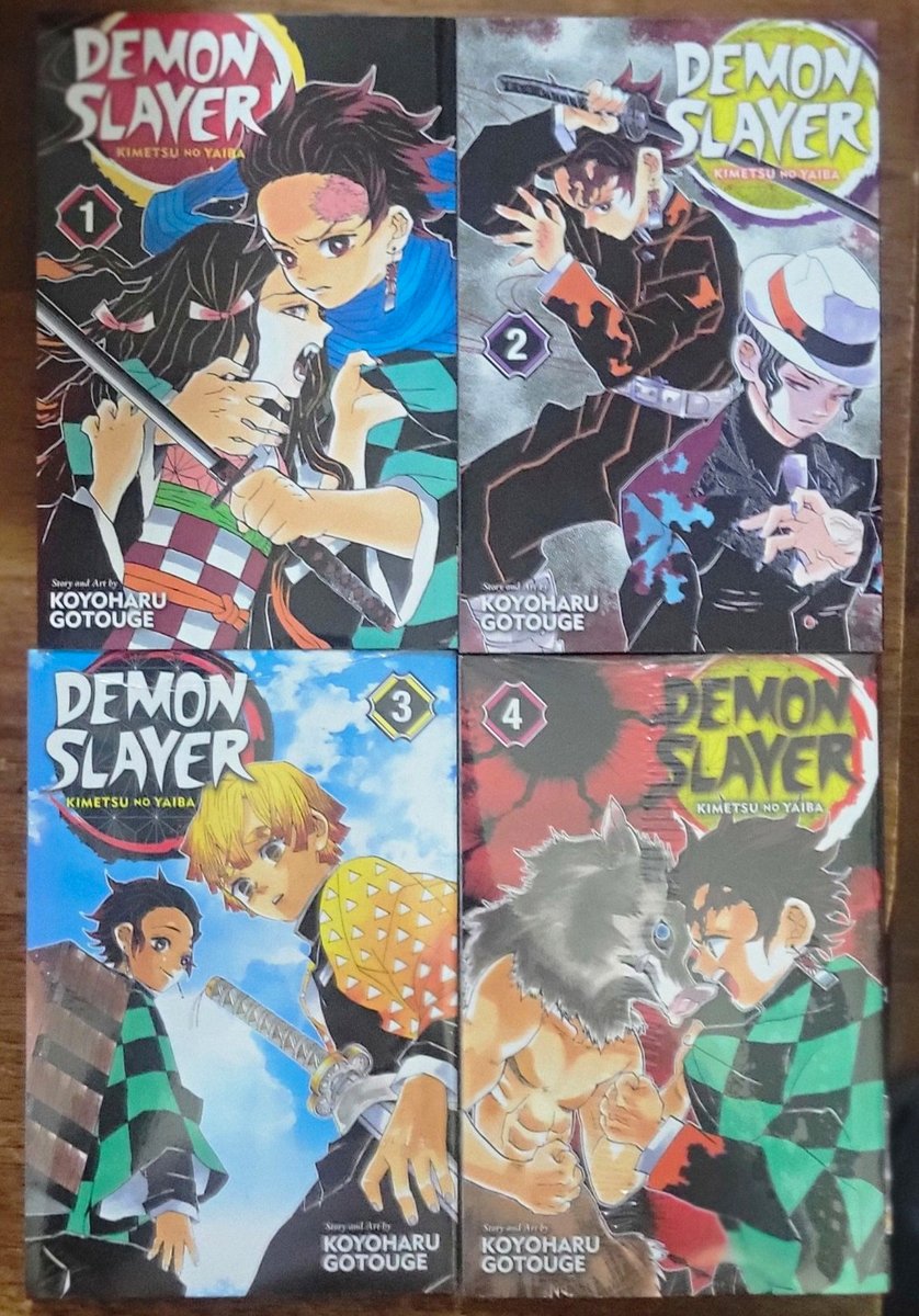 Lotto manga Demon Slayer Kimetsu no Yaiba vol 1-4 TPB inglese VIZ Gotouge