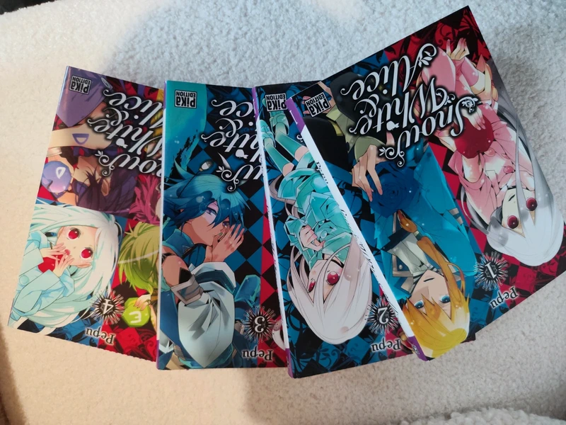 Manga Snow White and Alice