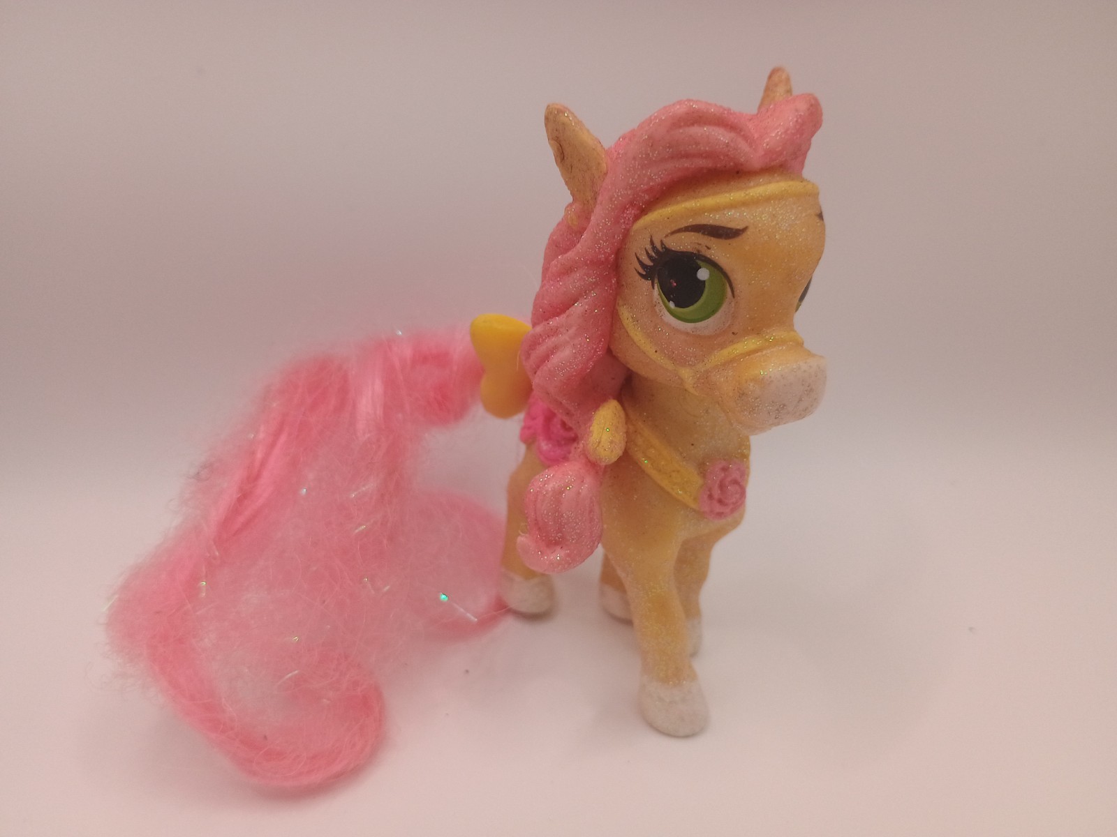 PALACE PETS Belle's Pony PETIT Figura, Disney