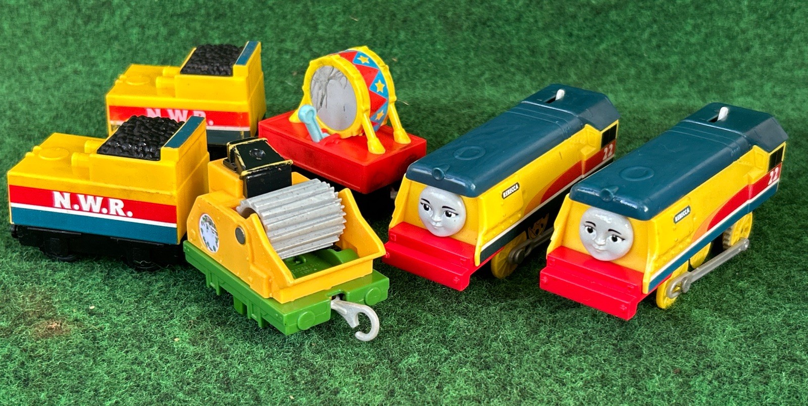 Trenino motorizzato Thomas Friends TrackMaster Rebecca #22 lotto 6 vagoni tender motore