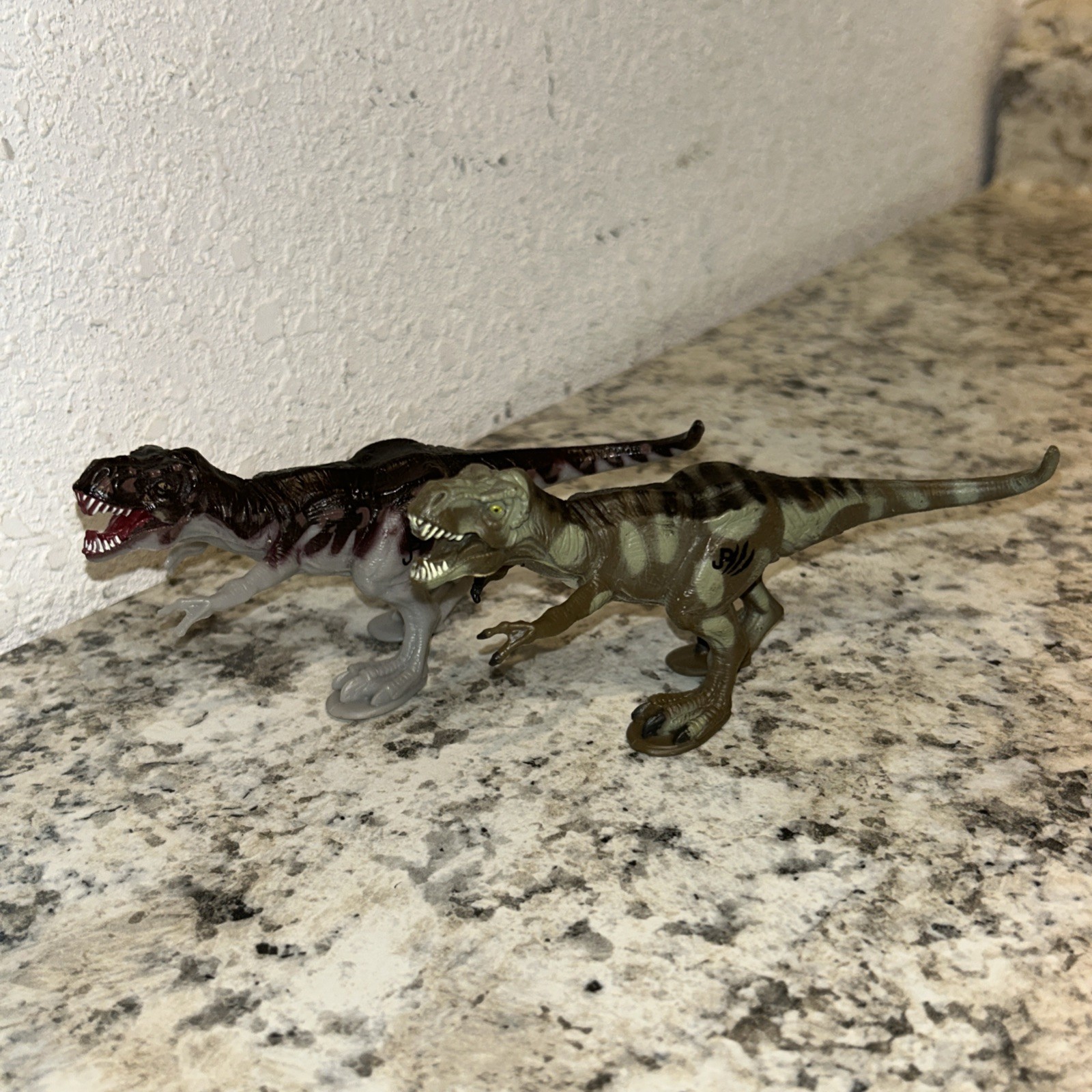 JURASSIC PARK 3 Camo Xtreme 2 Figure Set Hasbro 2001  T-REX RAPTORS B3