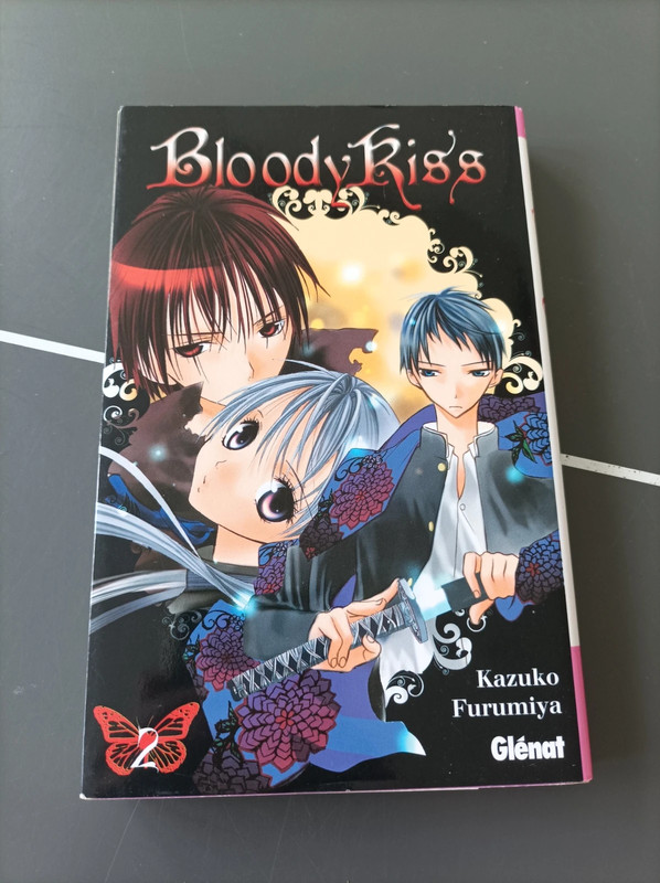 Manga : Bloody Kiss n° 2 Glénat