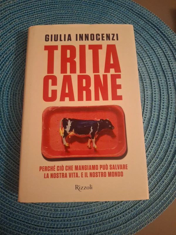 Tritacarne di Giulia Innocenzi