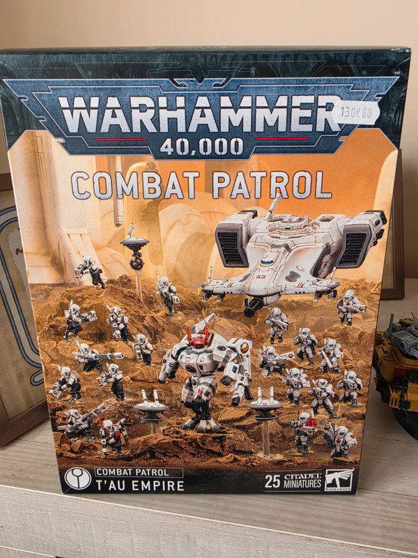 Combat Patrol T’au Empire – Warhammer 40,000, en état neuf et entièrement scellée.