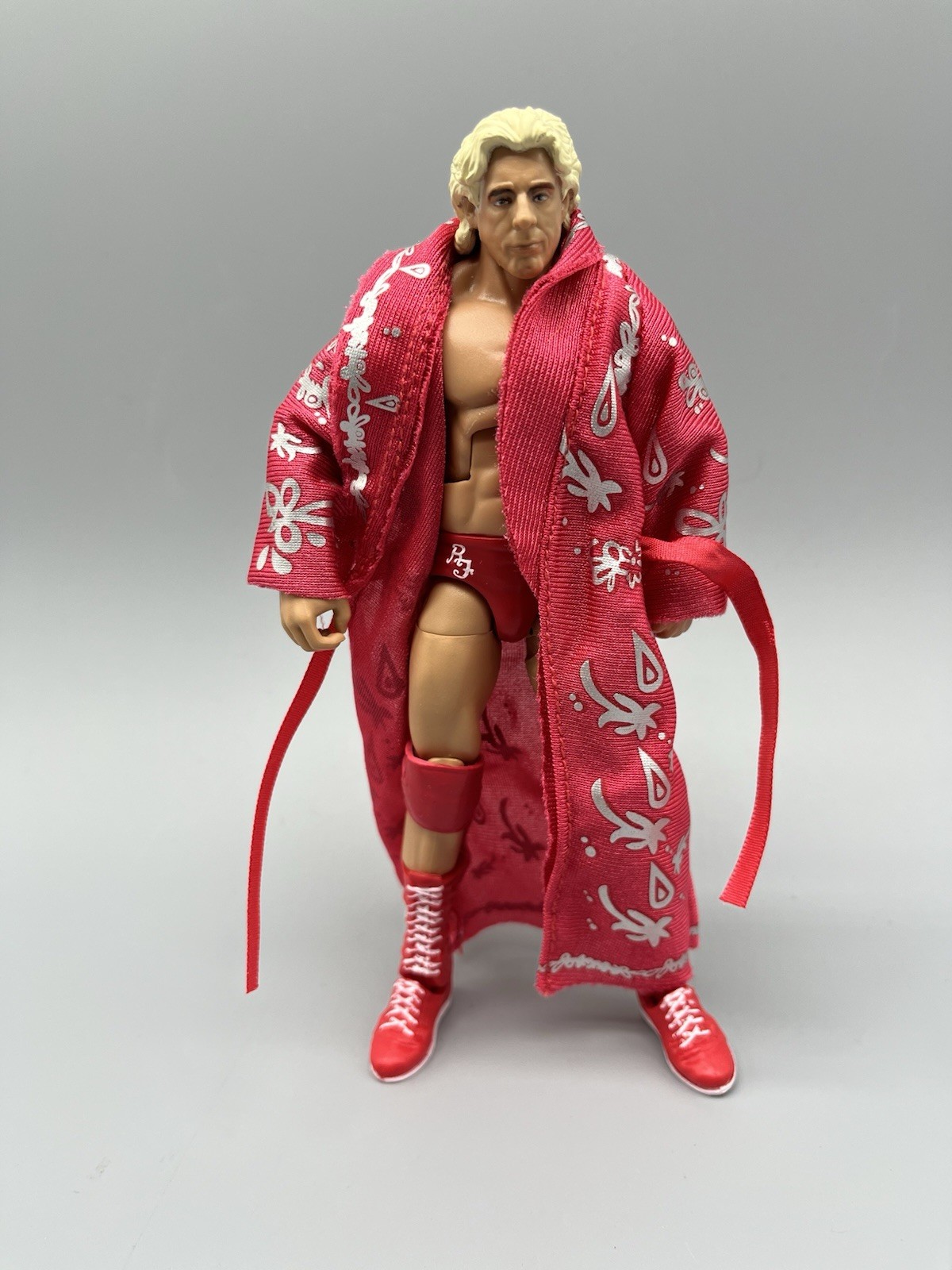 WWE Mattel Elite Retrofest Ric Flair GameStop Exclusive Wrestling Action Figure