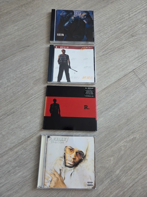 R. Kelly 4 cd's