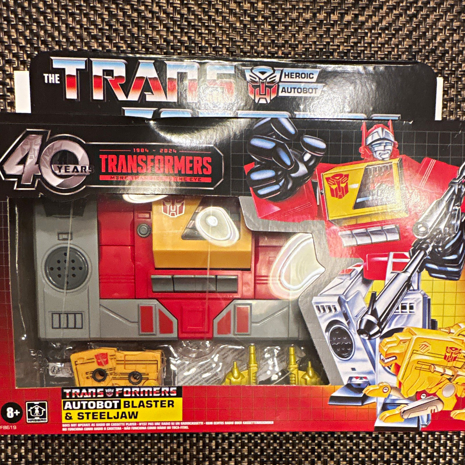 Hasbro Transformers Autobot Blaster & Steeljaw Retro Set 40° Anniversario
