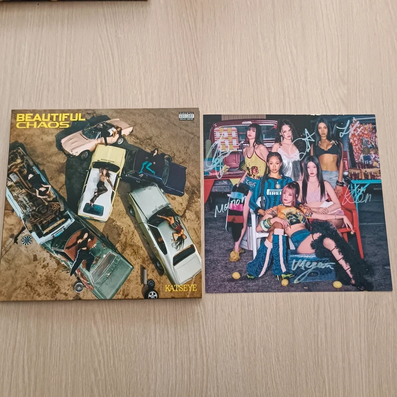 Vinyle Jaune Katseye Beautiful Chaos + Signed Insert (by all 6 members)