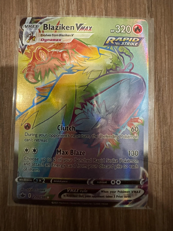 Carta pokemon - Blaziken Vmax