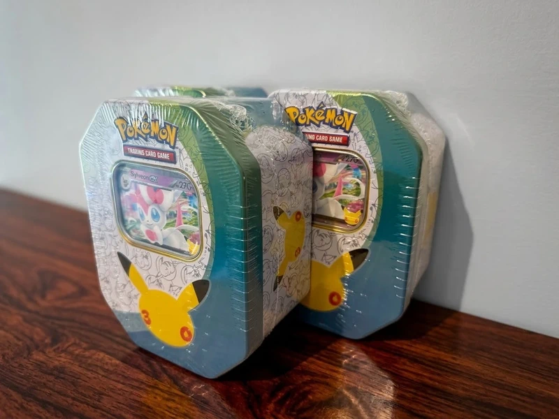 Tin Pokemon 30 anniversario sealed ( ita )