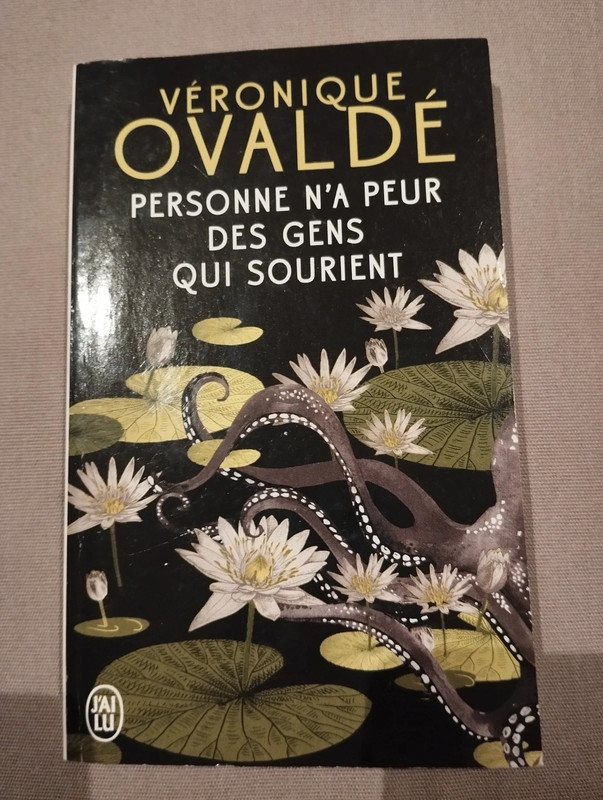 Personne n'a peur des gens qui sourient - Véronique Ovaldé