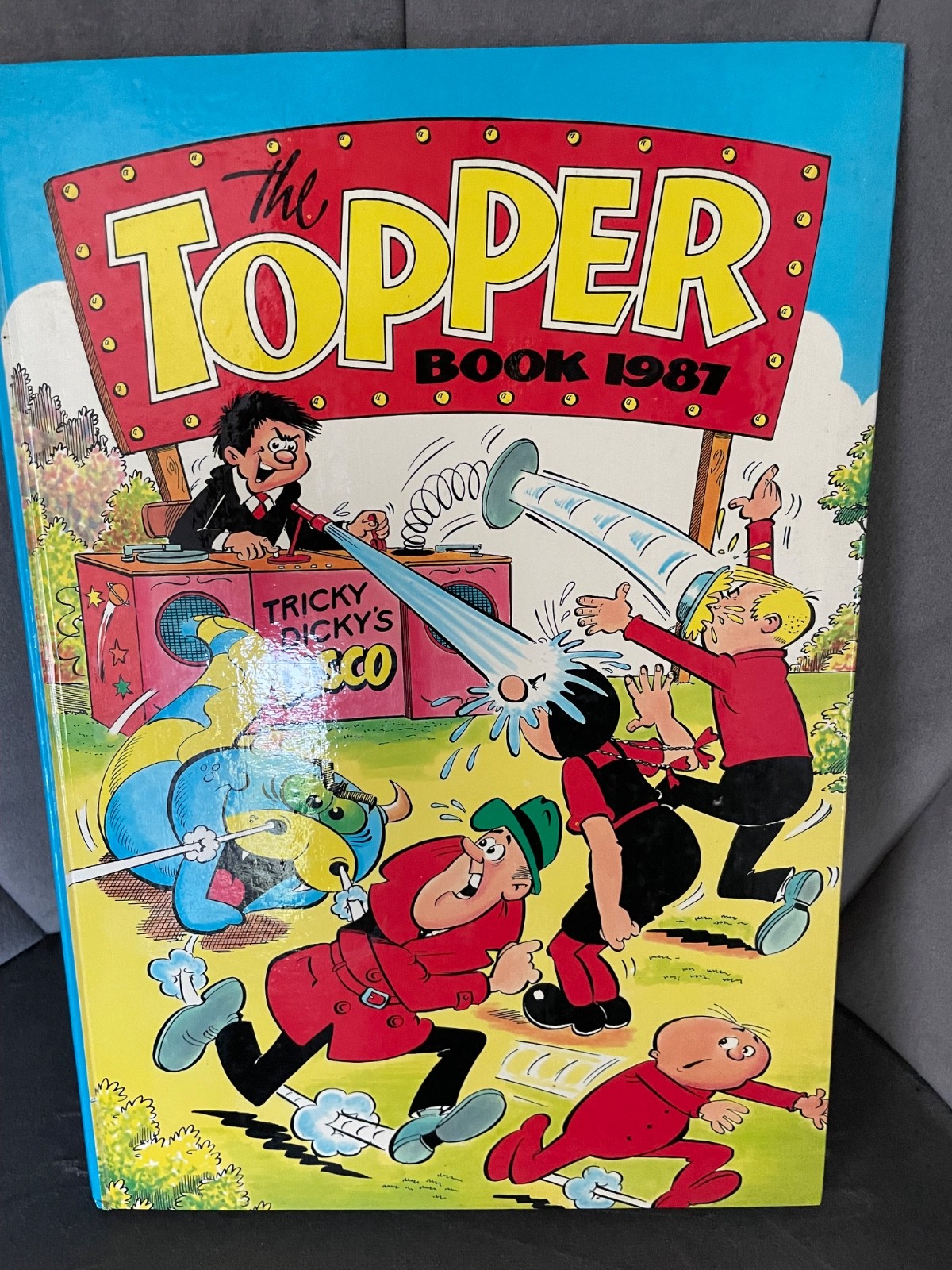 The Topper Book 1987 – DC Thomson – Vintage UK Hardback Annual