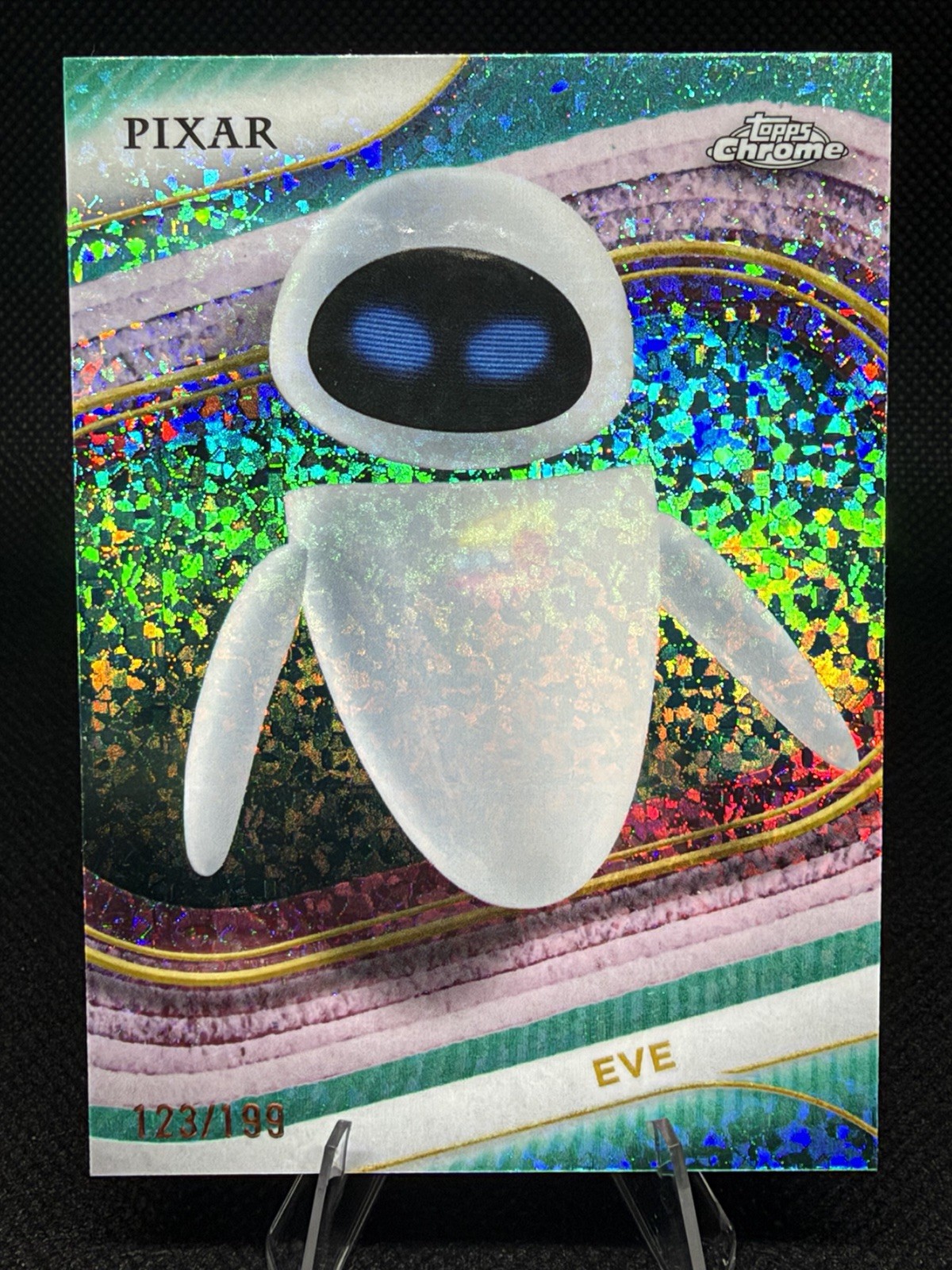 2025 Topps Chrome Disney EVE #69 Aqua Mini rifrattore diamantato /199 - WALL-E