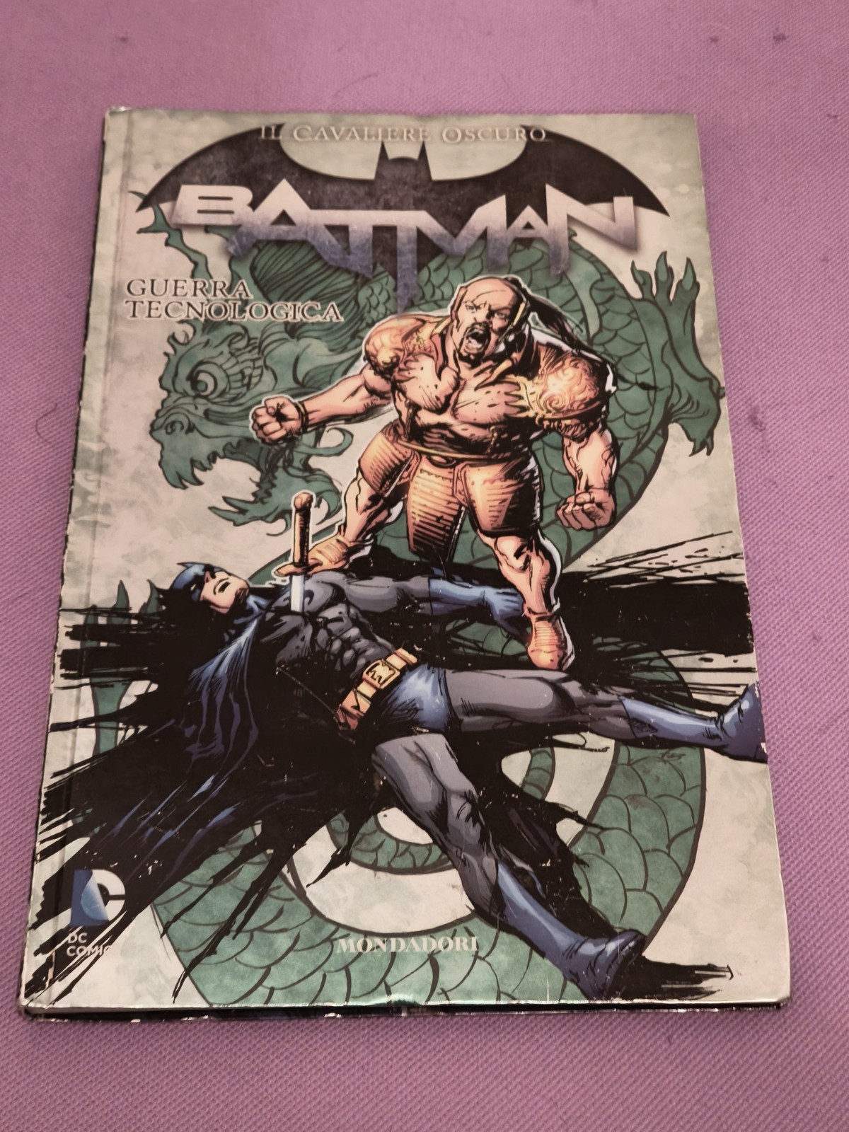 Il Cavaliere Oscuro 10 Batman Guerra tecnologica Mondadori DC COMICS 