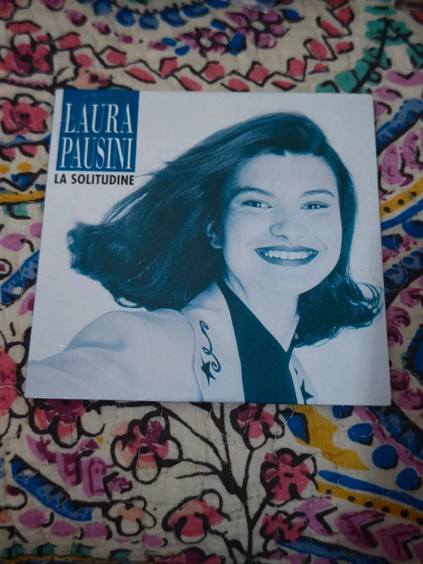 Laura Pausini single La Solitudine