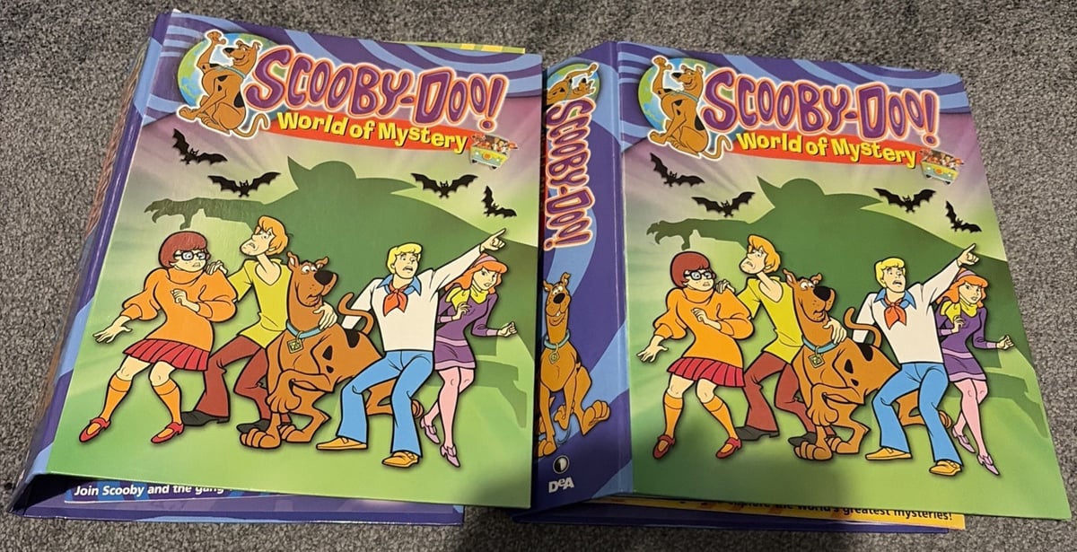 Scooby Doo World of Mystery Magazines issues 1-41 with binders
