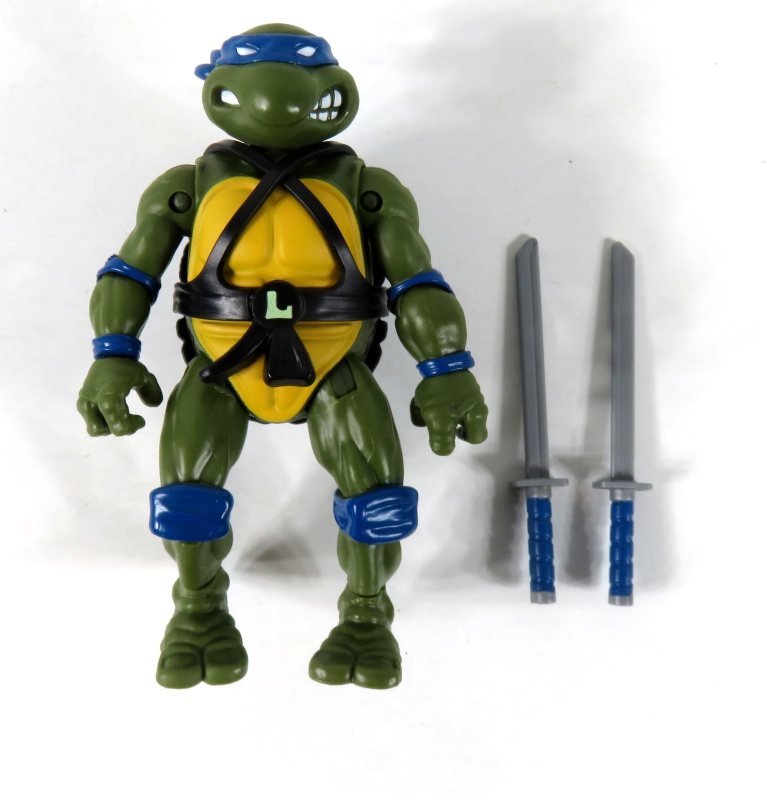 Leonardo Teenage Mutant Ninja Turtles 1988 rimasterizzato TMNT Playmates retrò