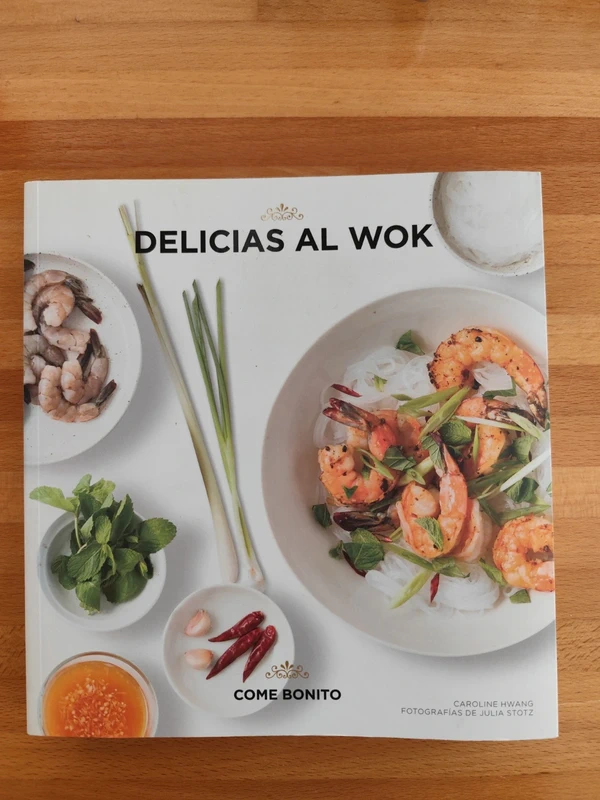 Libro Delicias al wok