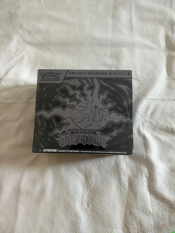 ETB nuit Noire Pokemon