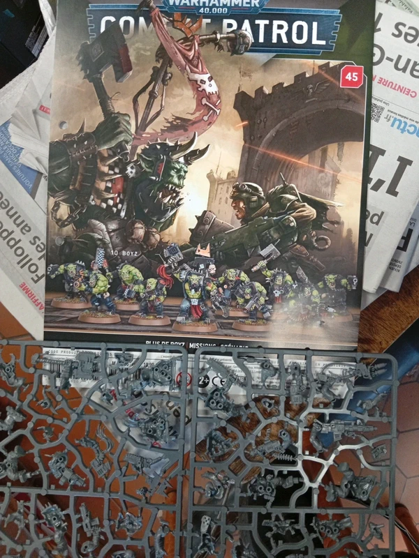 Warhammer n 45 10 boyz orks scénario missions plus 10 socles