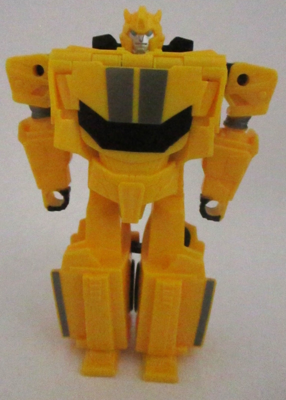 Hasbro Transformers Bumblebee Earthspark 1-Step Flip Changer Action Figure