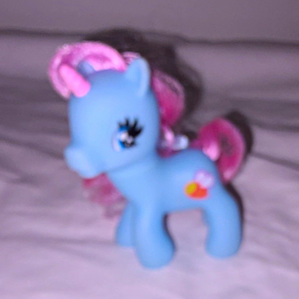 vintage Gi-Go Wonder Pony light blue unicorn