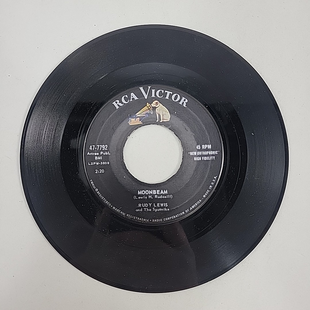 Rudy Lewis & The Sputniks - Moonbeam / Beer, Beer, And More Beer!, 47-7792 45rpm
