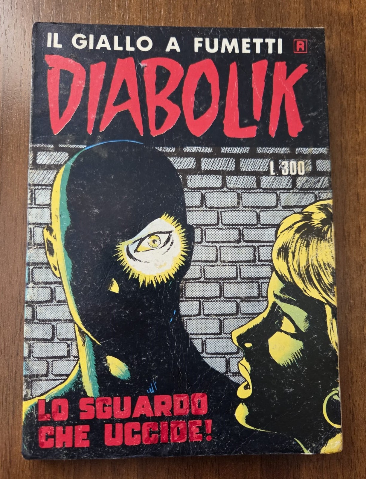 Diabolik R n.17 - Lo sguardo che uccide!