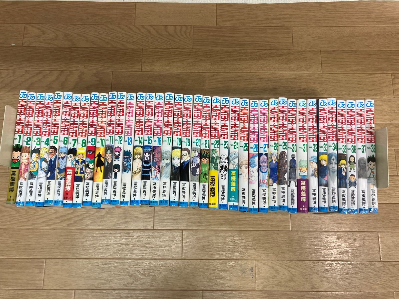 Include set fumetti completo HUNTER HUNTER mai aperto volumi da 1 a 38 SR10B
