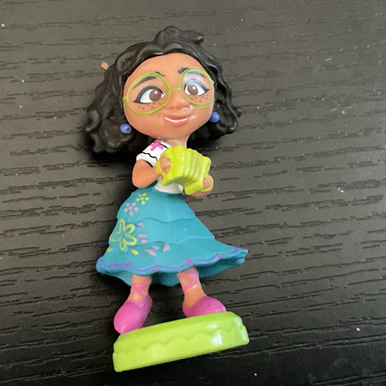 Personaggio Disney Encanto Mirabel Madrigal
