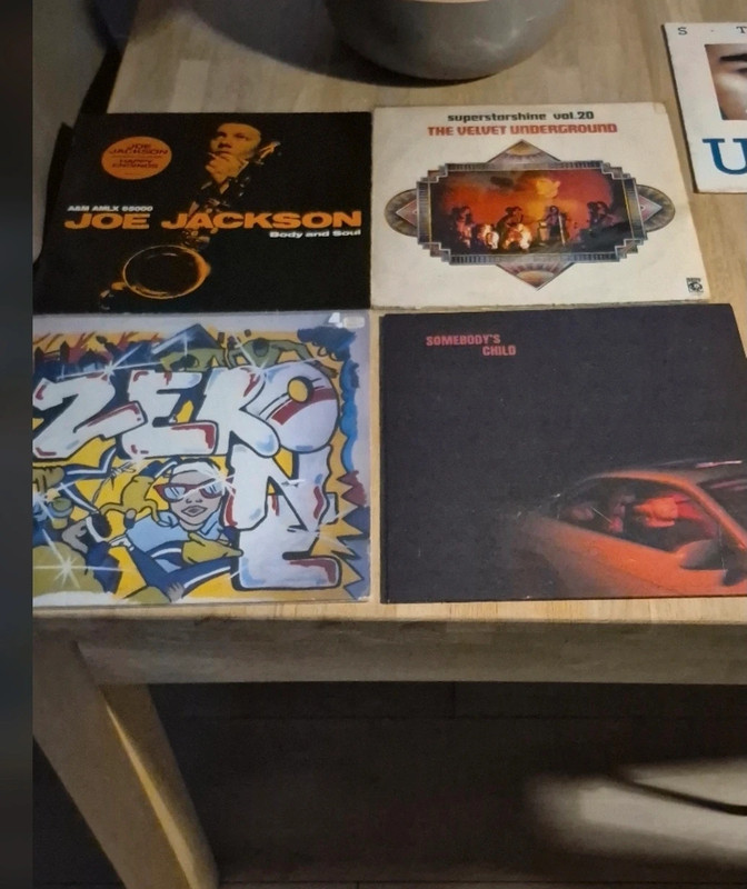 Leuk pakket van 4 LP’s (o.a. Joe Jackson, Velvet Underground, Indie & Dance)
