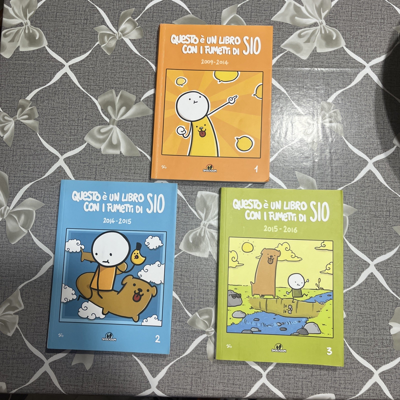 QUESTO E' UN LIBRO CON I FUMETTI DI SIO 1-2-3 Shockdom rari