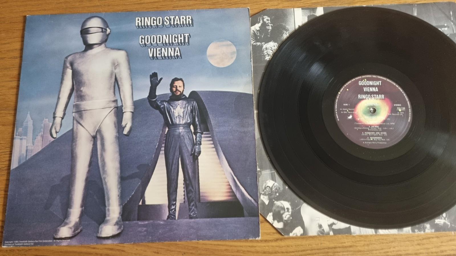 Ringo Starr – Goodnight Vienna 1974 LP Apple Records PCS 7168 Pop Rock