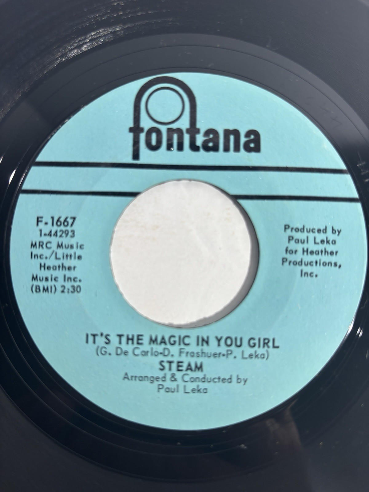 Steam - It’s The Magic In You Girl / Na Na Hey Hey Kiss Him Goodbye VG+