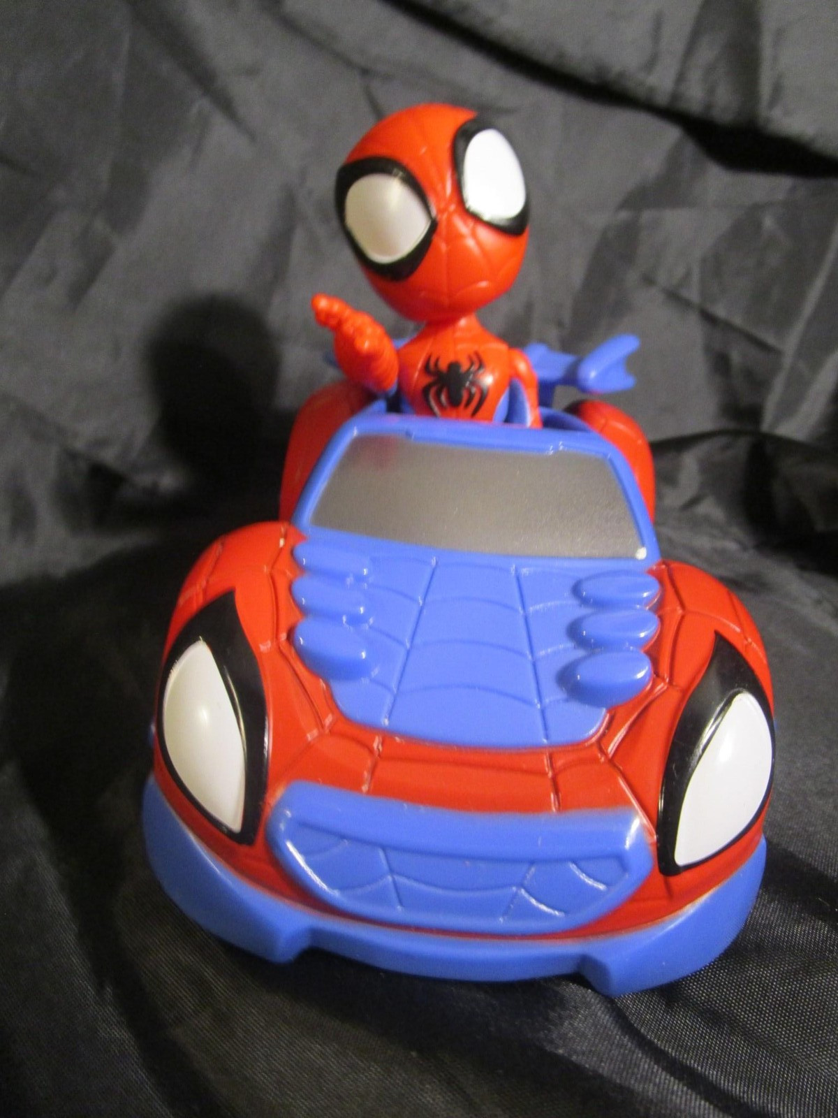 Marvel Spidey and His Amazing Friends Modellino Spidey e veicolo cingolato web