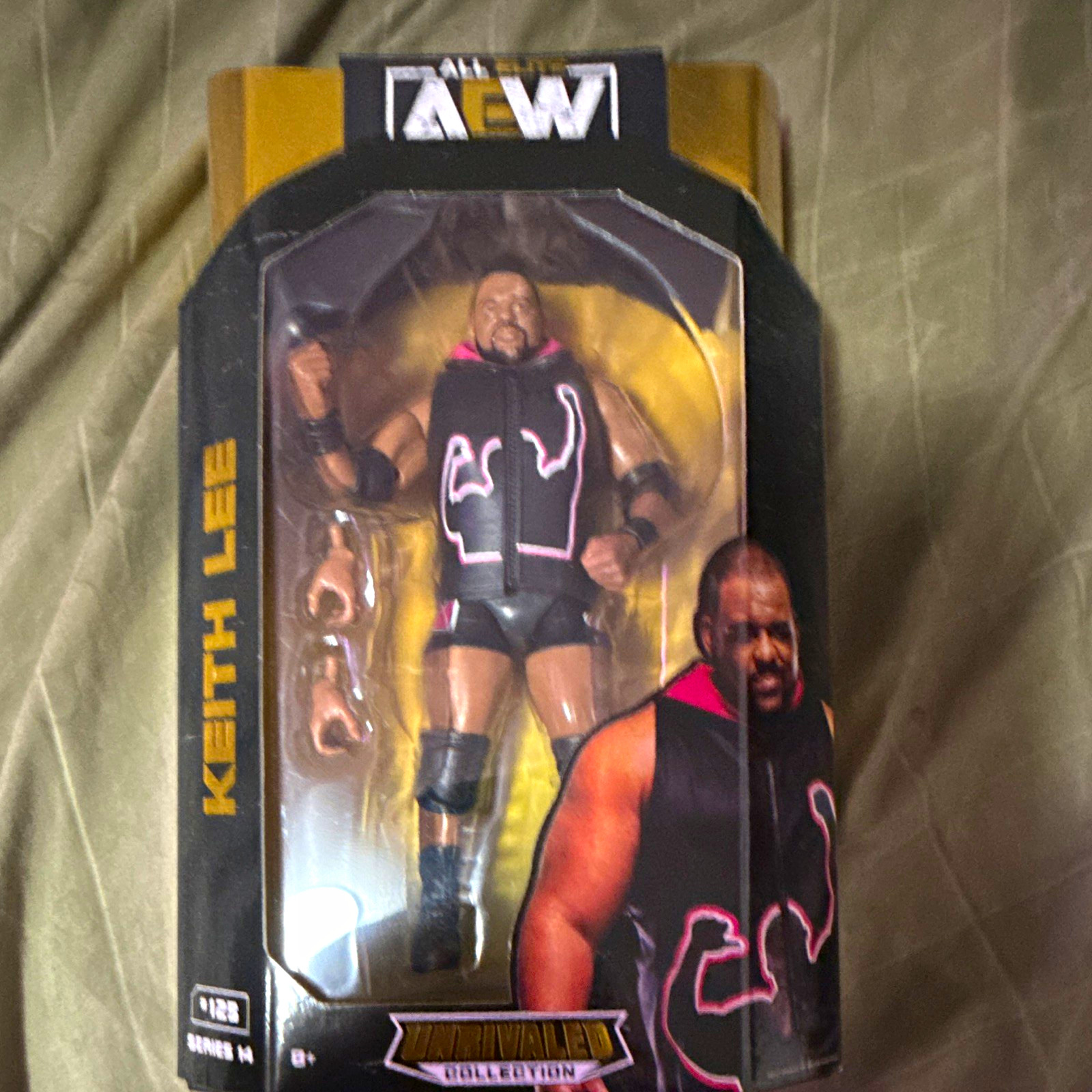 AEW Unrivaled Collection Series 14 Modellino Keith Lee in scatola con mani alt