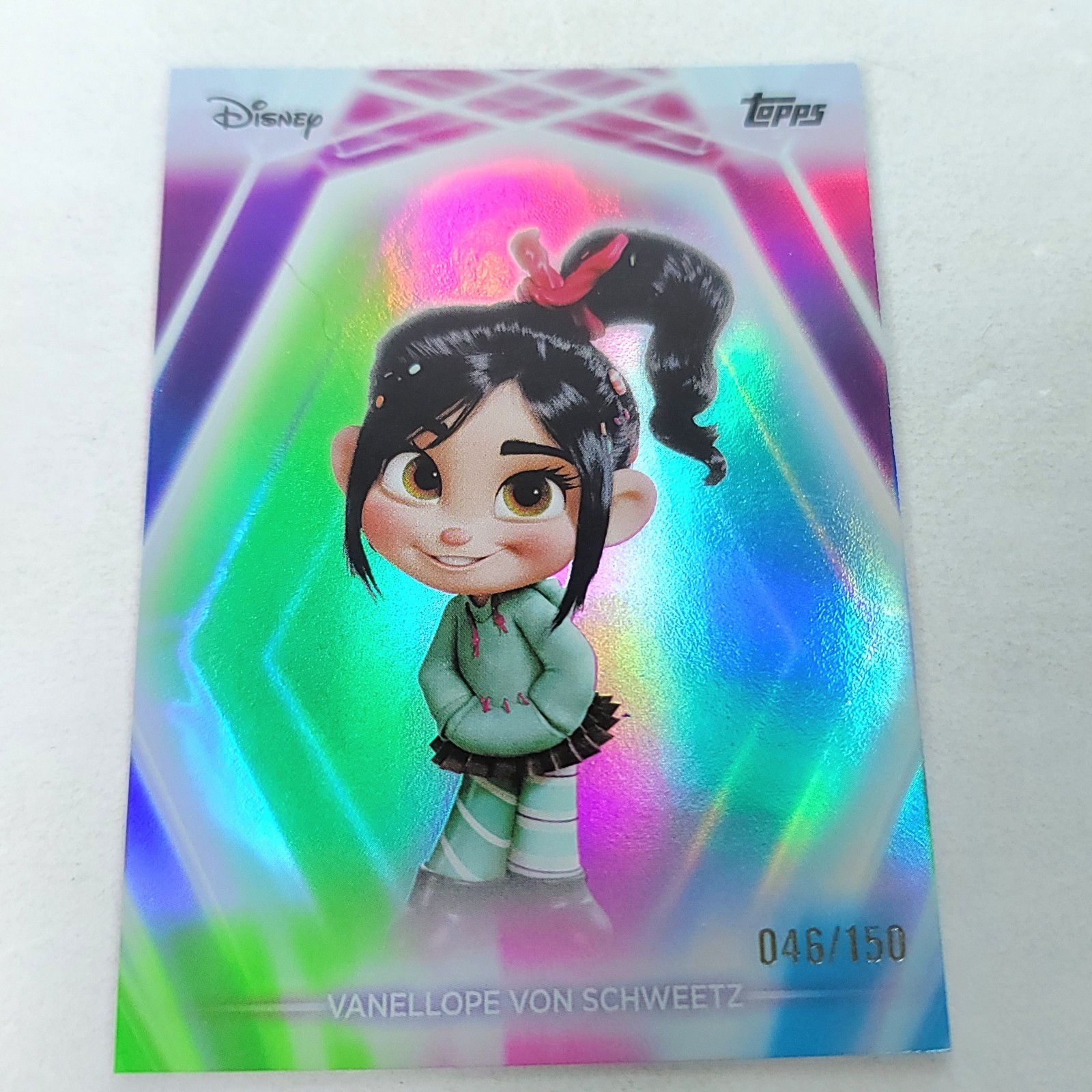 Vanellope Von Schweetz Topps 2026 Disney Neon Holo Parallel Limited 046/150