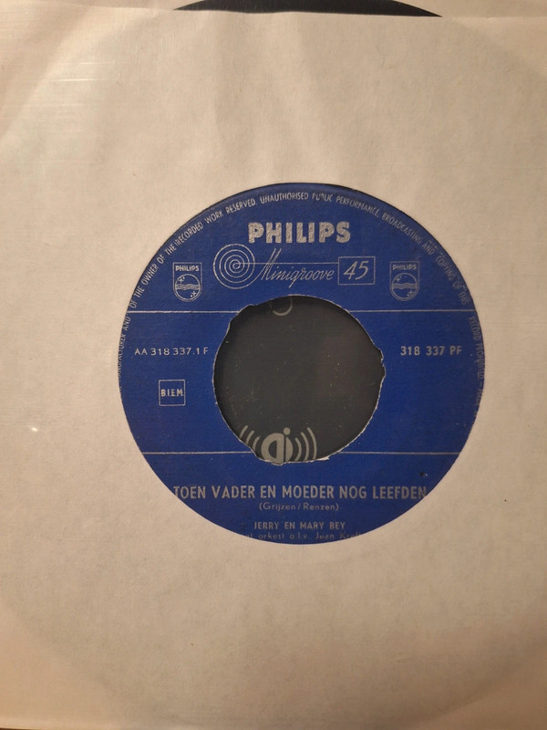 Single Jerry & Mary Bey