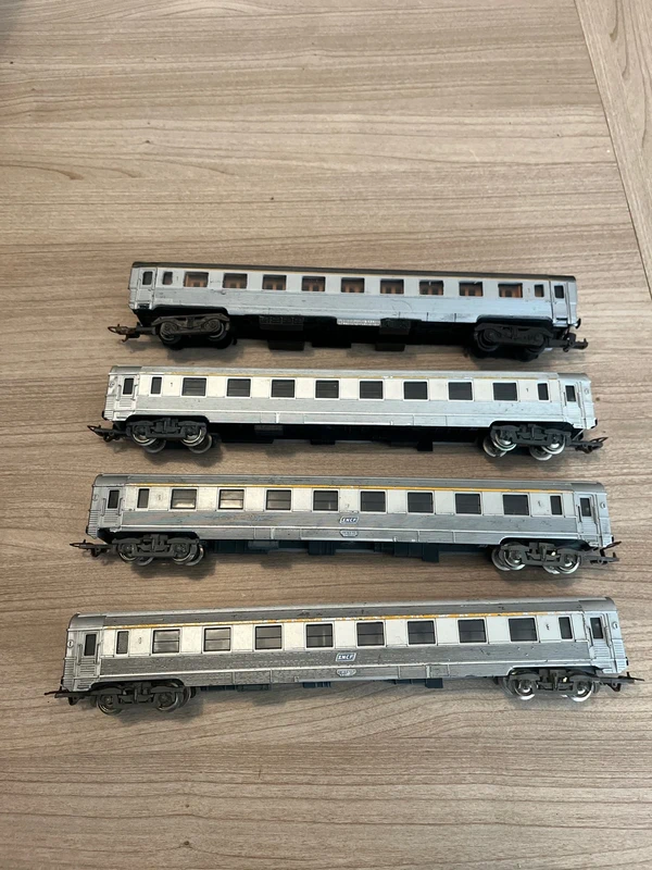 Lot de 4 wagons Dev Inox