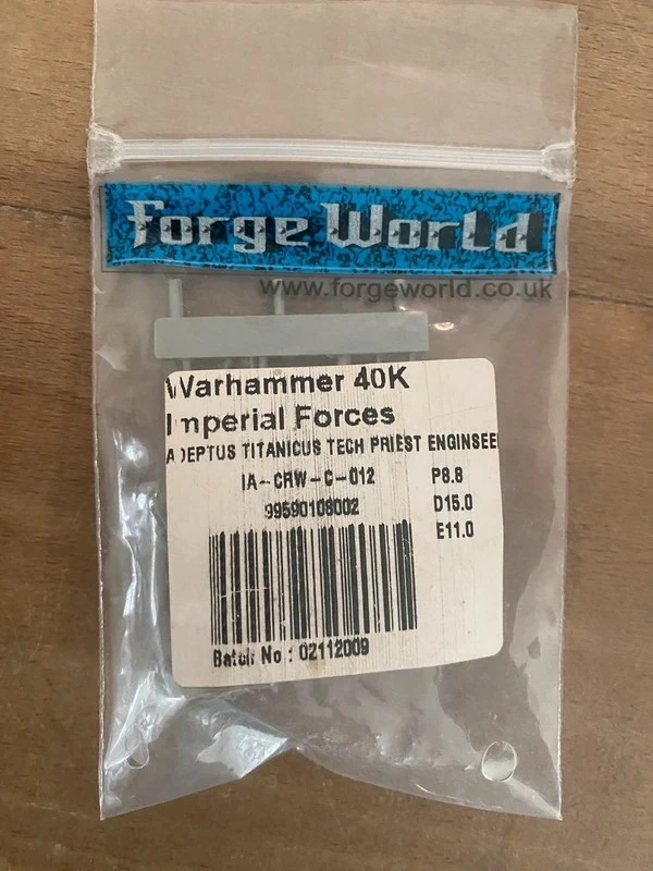 Forge World Adeptus Titanicus Tech-Priest Enginseer OOP Resin Warhammer 40k