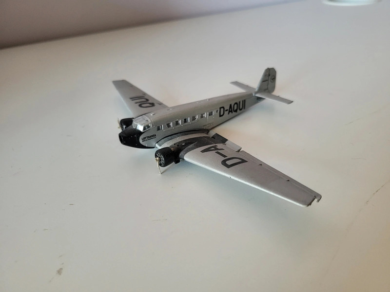 Maquette Schuco Junkers Ju 52 Lufthansa D-AQUI  1/250e