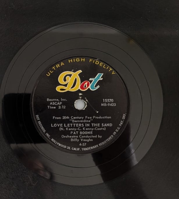 Pat Boone Love Letters in the Sand / Bernardine Dot 15570 78 RPM (8d)