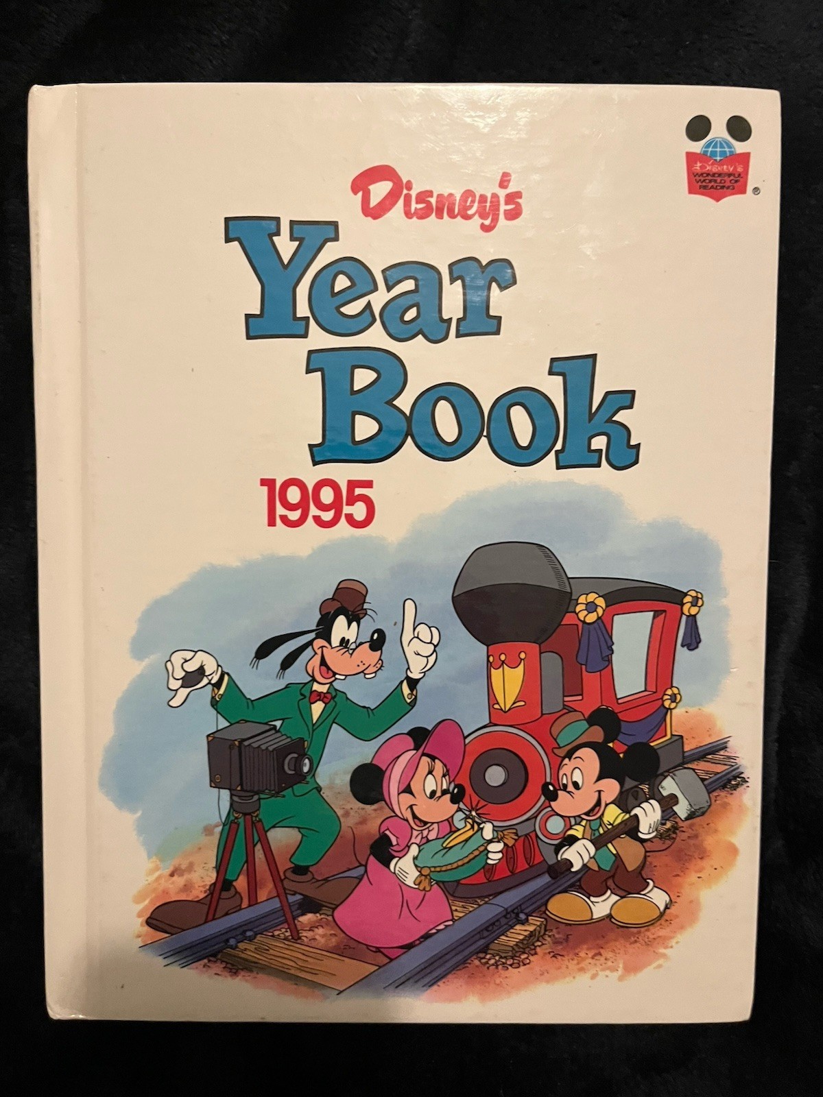 Disney’s Year Book 1995 Excellent Condition Annual