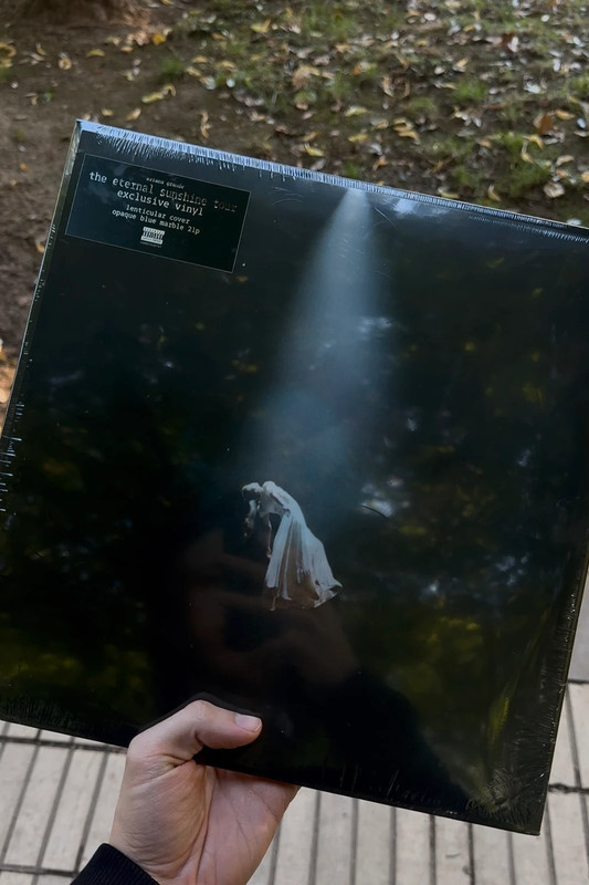 Ariana Grande Eternal Sunshine Vinyl - Tour Exclusive