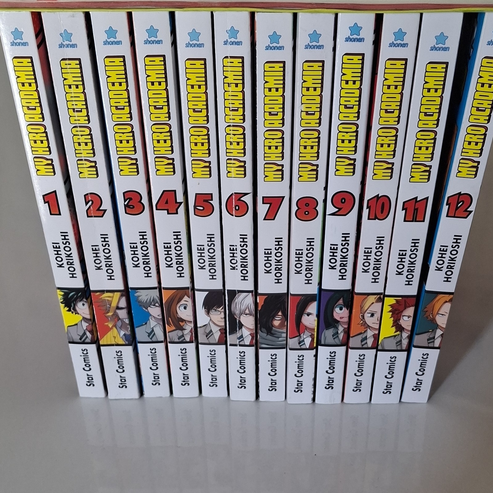 Lotto manga My hero accademy  1-12 ottime condizioni prezzo trattabile