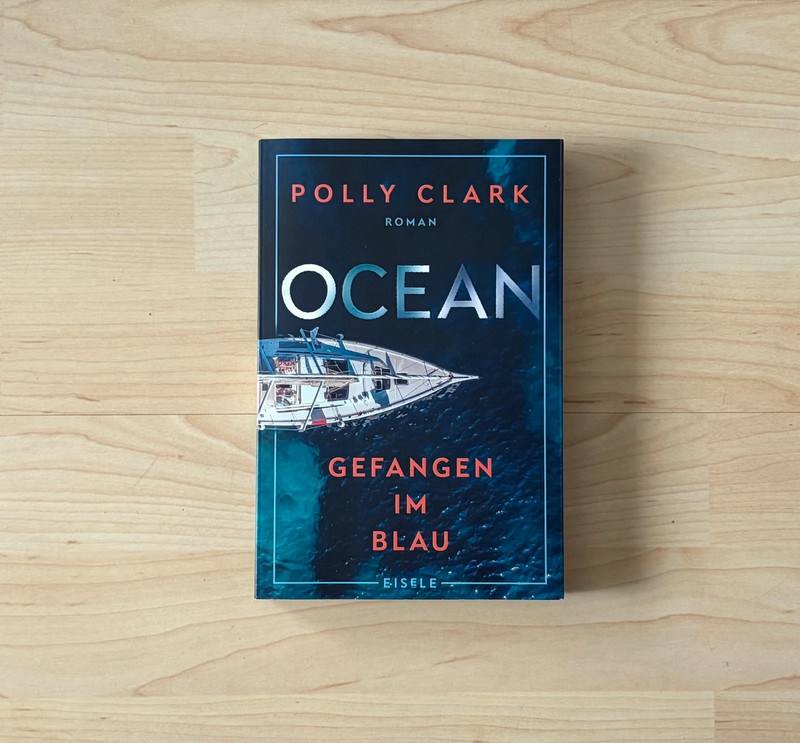 Roman "Ocean - Gefangen im Blau" von Polly Clark Paperback - gratis zum Kauf -