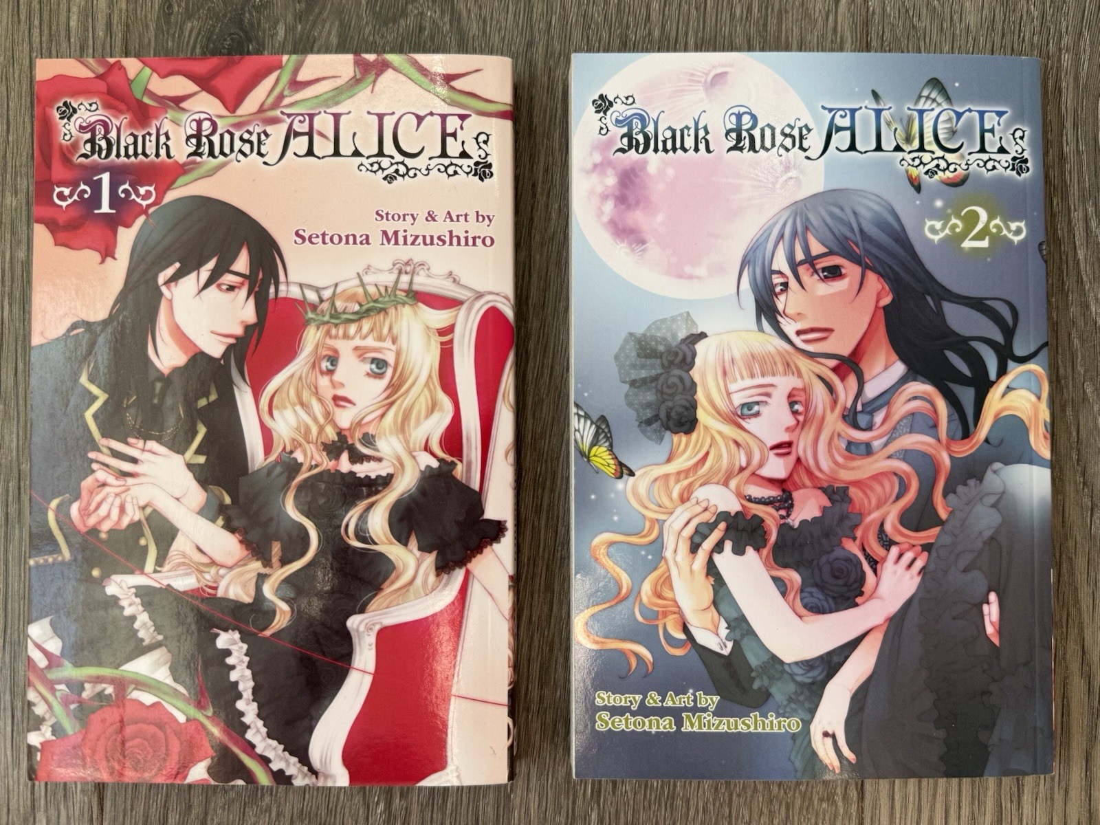 Rosa Nera Alice Vol. Lotto/corri/set manga inglesi 1 e 2 (VIZ) di Setona Mizushiro