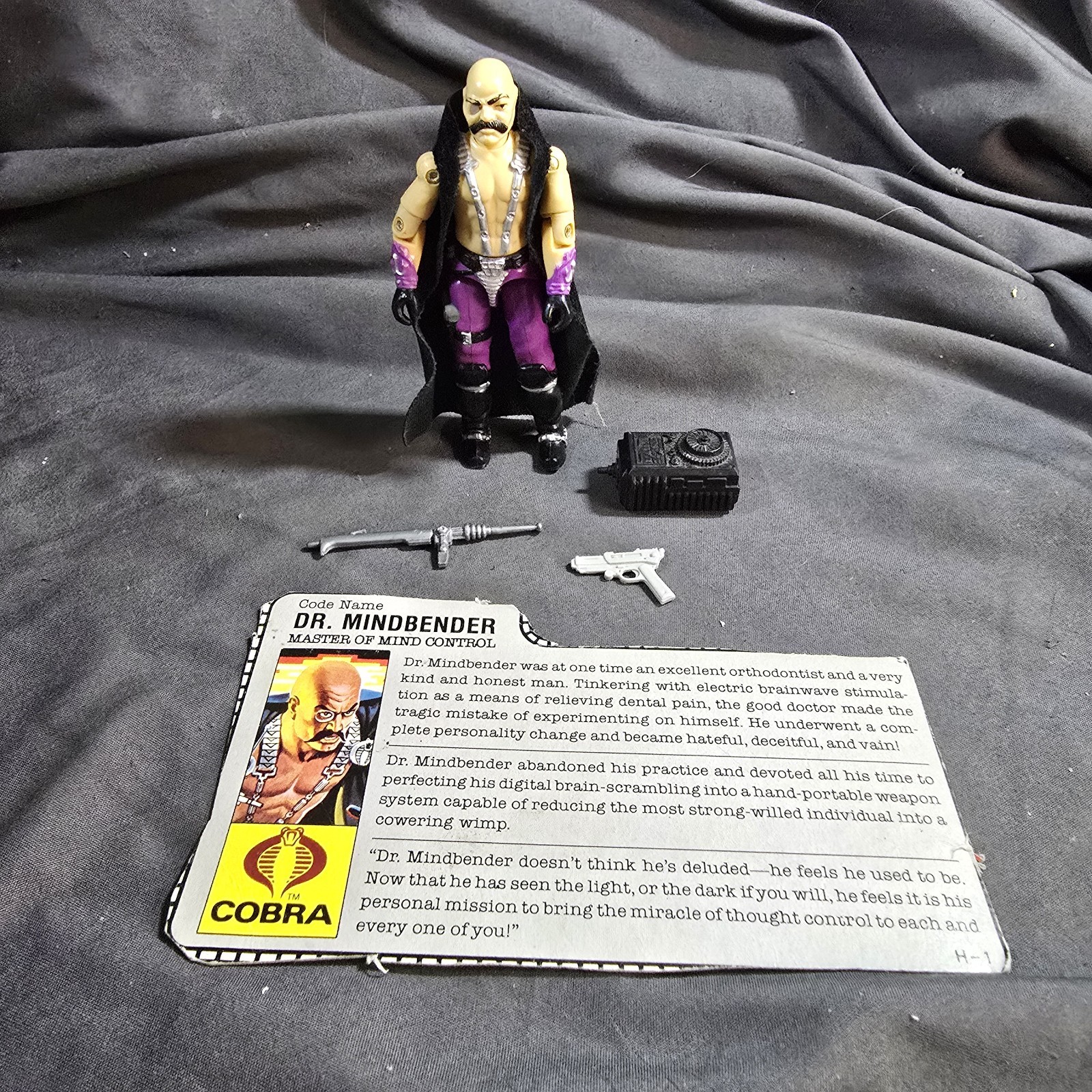 VINTAGE HASBRO GI JOE ARAH 1986 COBRA DR MINDBENDER v1 COMPLETO con scheda