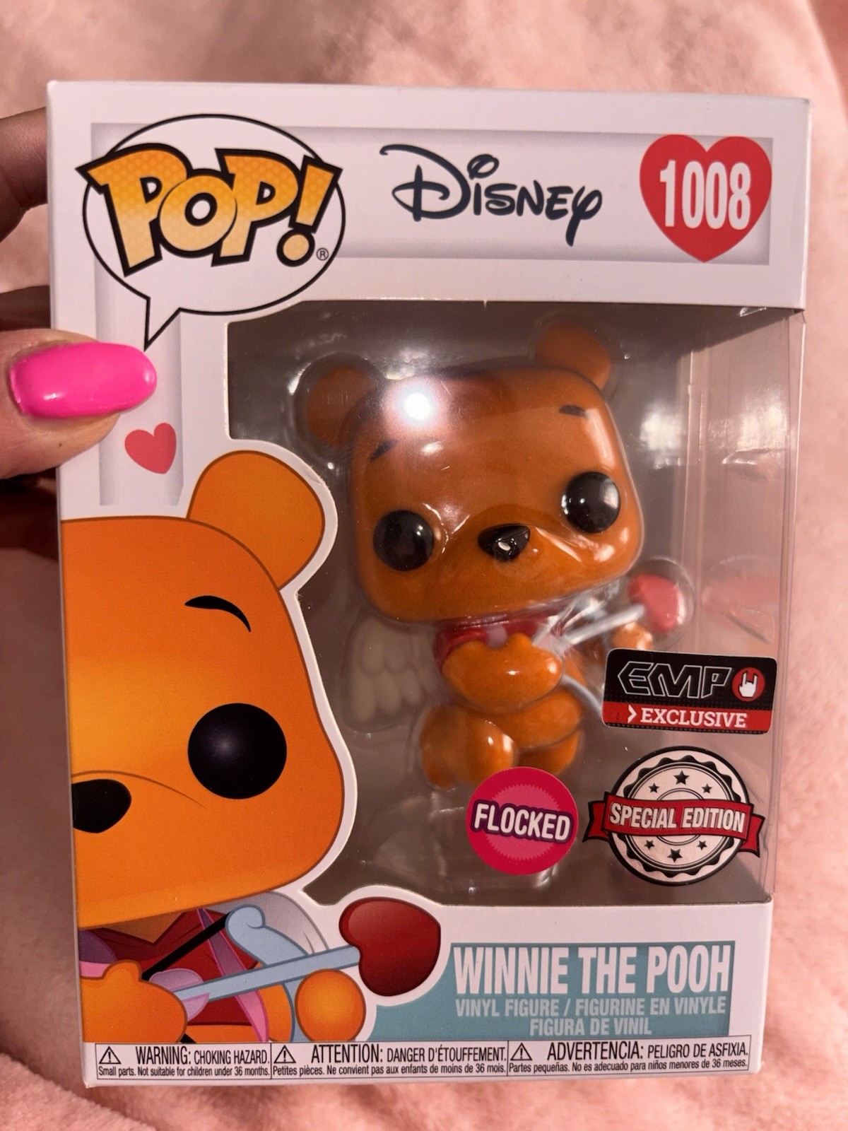 Funko Pop Disney Winnie the Pooh 1008 Flocked Exclusive  Edition San Valentino 