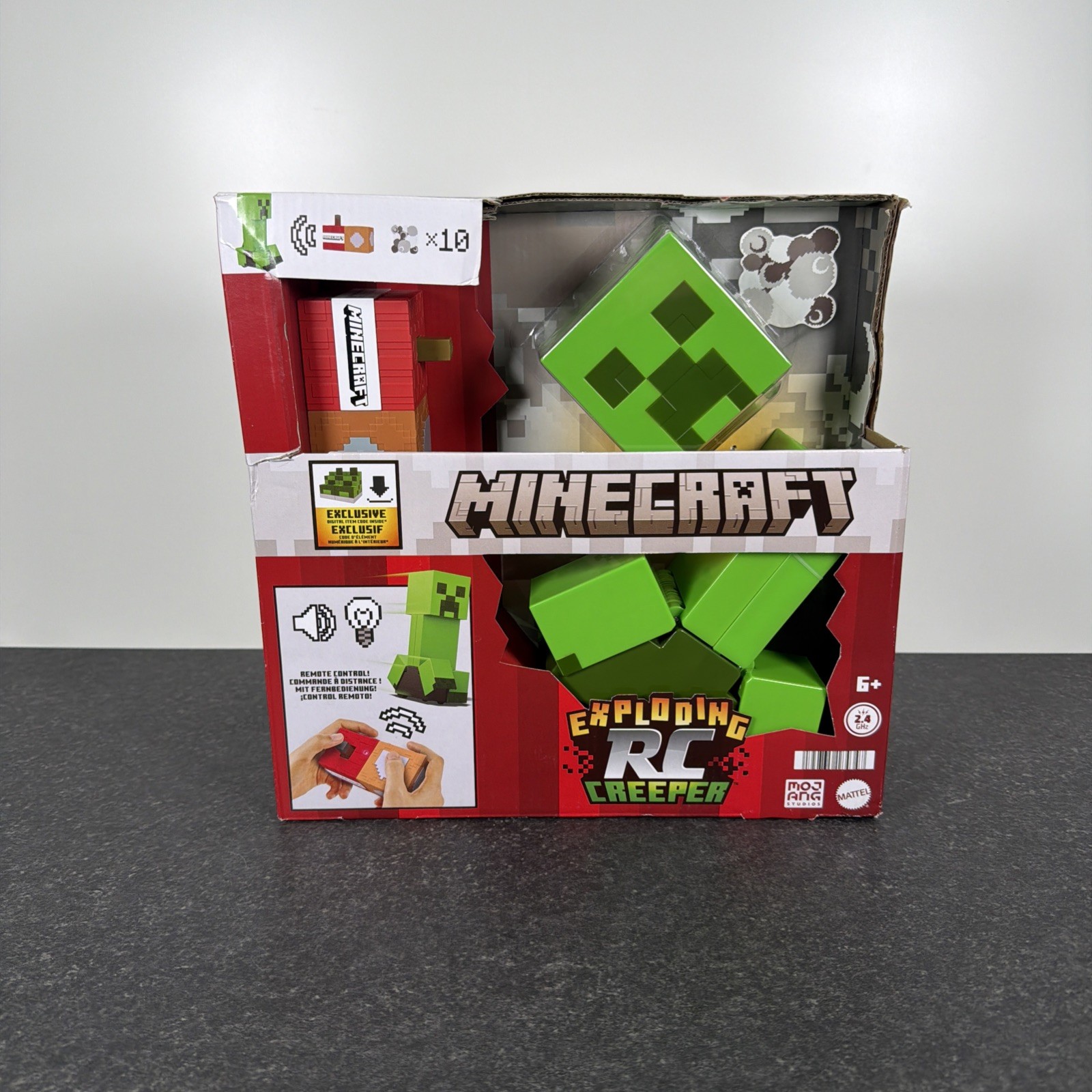 Mattel Minecraft Exploding RC Creeper con Luci e Suoni Esplosione Particelle